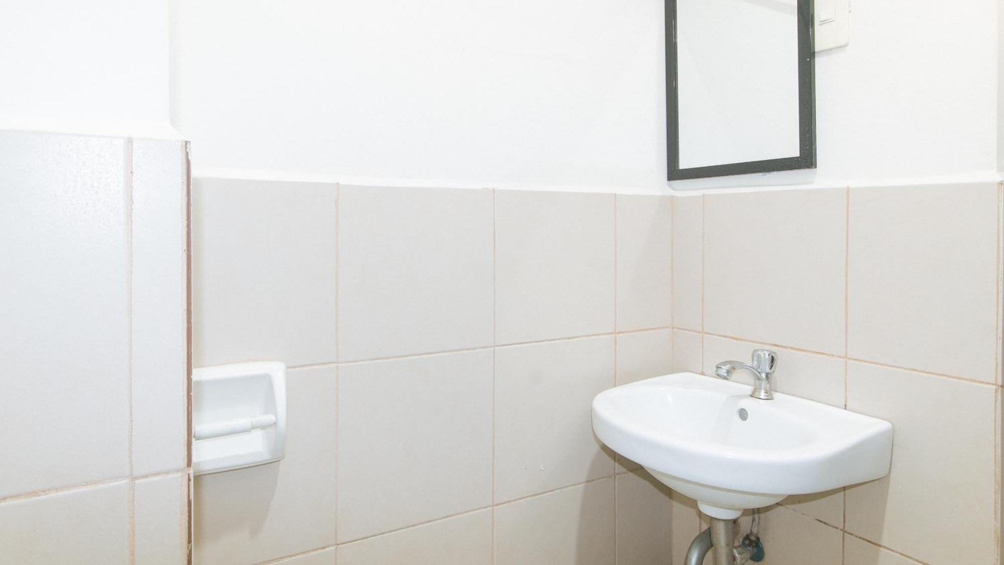 Reddoorz At Goldentown Hotel Davao City Екстер'єр фото